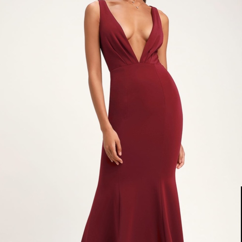 Lulu's sleeveless mermaid maxi dress